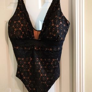 Women Plus Sized Swimsuit